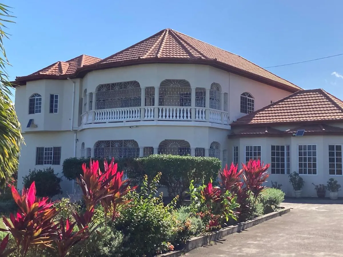 Pearlieron Place Runaway Bay 0*,  Jamaica